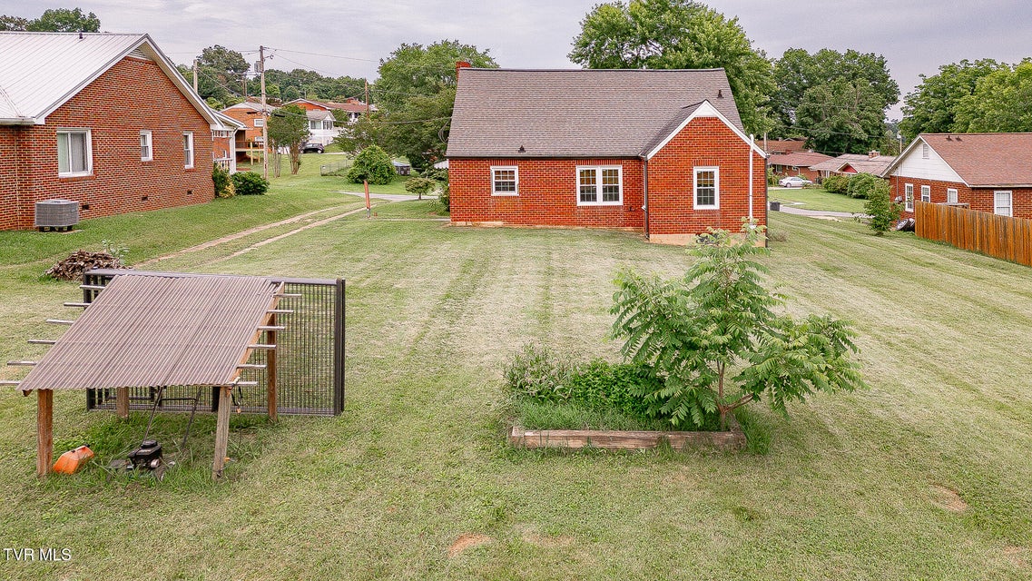 Photo #7: 1024 Sharondale Avenue