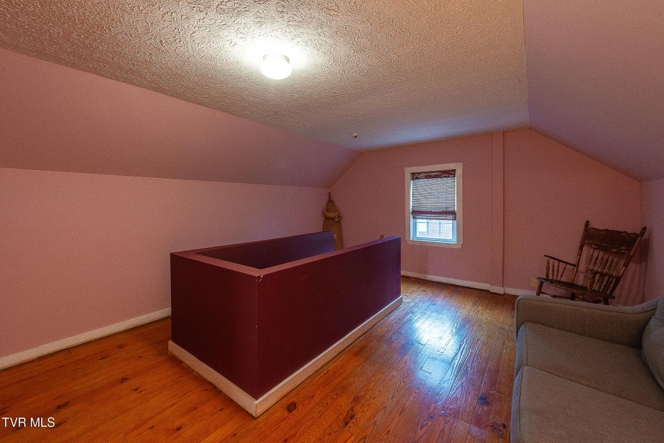 Photo #41: 1024 Sharondale Avenue