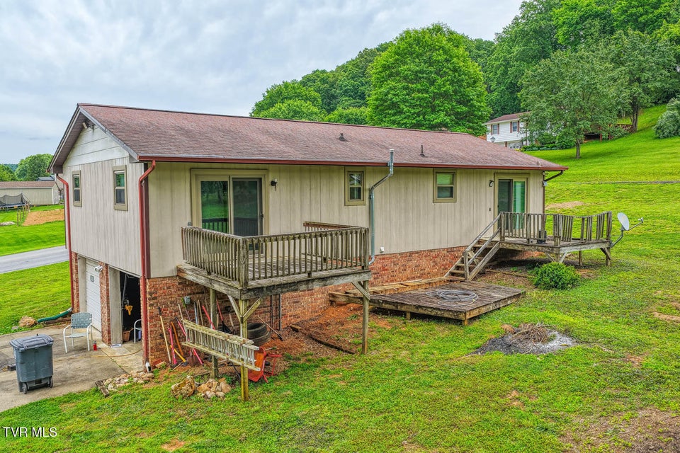 Photo #9: 1401 Valley Lane
