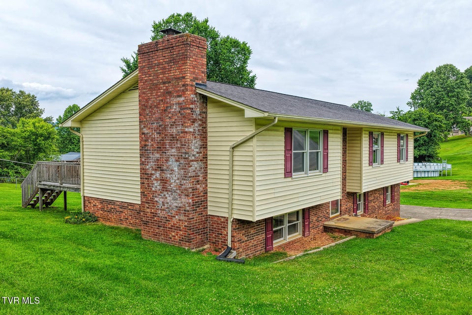 Photo #3: 1408 Valley Lane