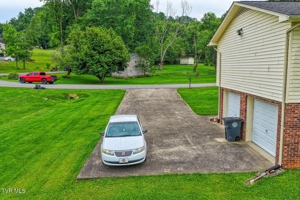Photo #10: 1408 Valley Lane