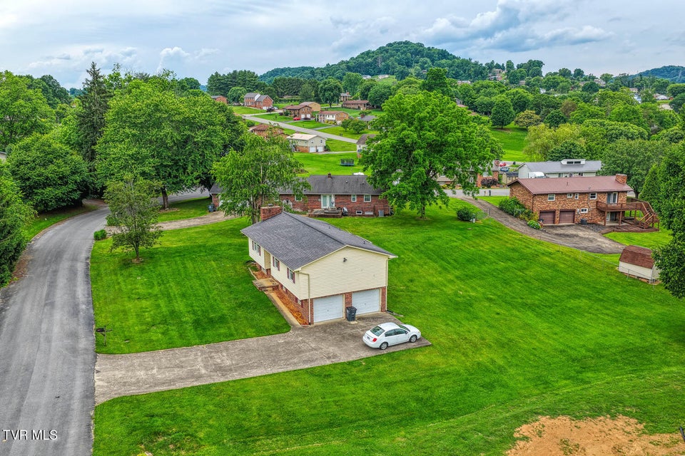 Photo #21: 1408 Valley Lane