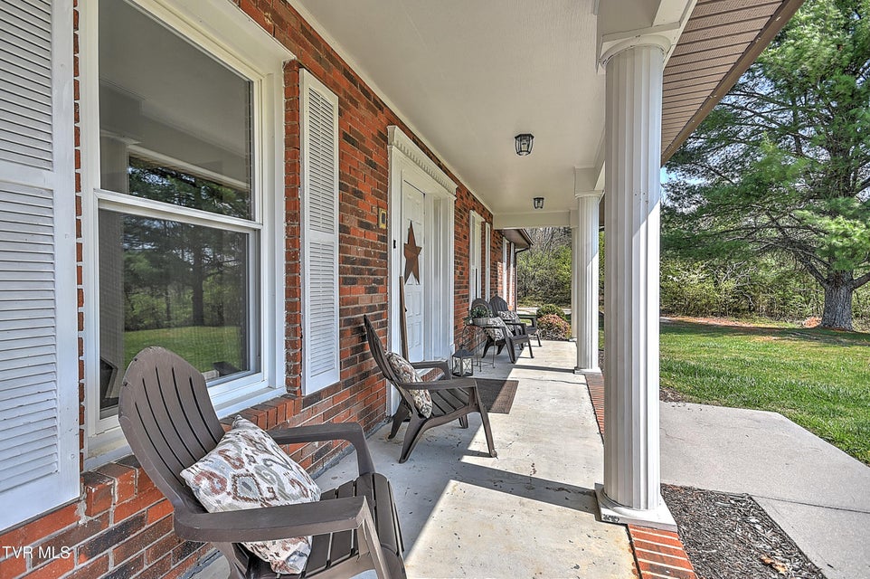 Photo #9: 646 Meadow View Road