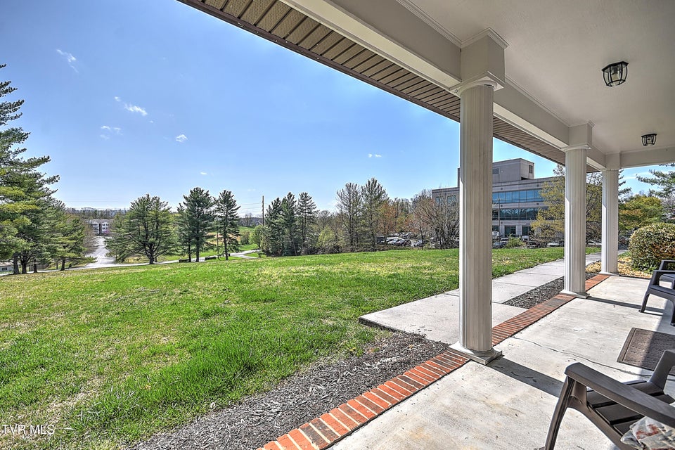 Photo #10: 646 Meadow View Road