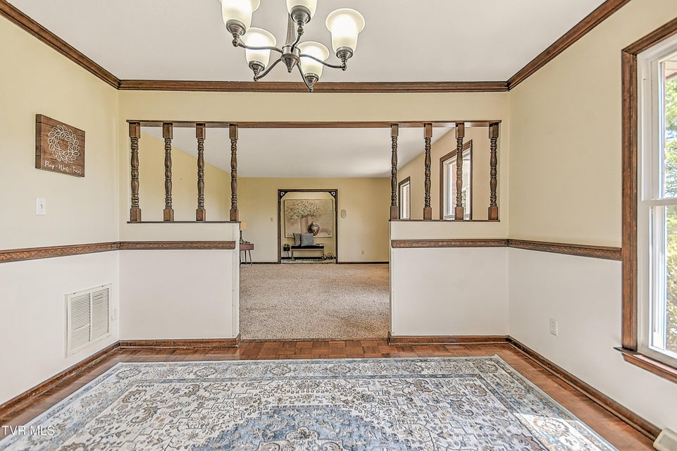 Photo #17: 646 Meadow View Road