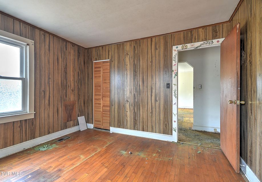 Photo #9: 2209 Jett Road