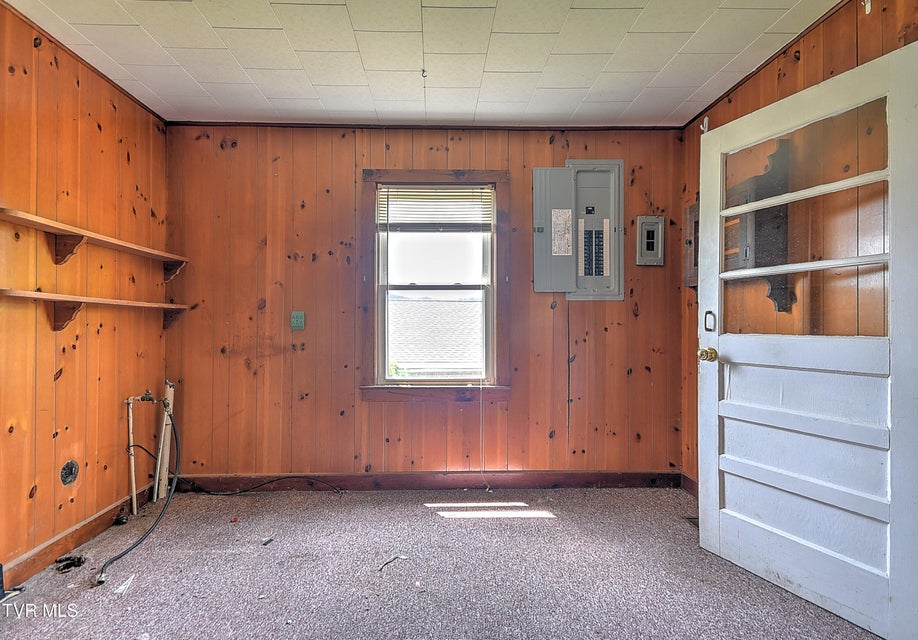 Photo #15: 2209 Jett Road