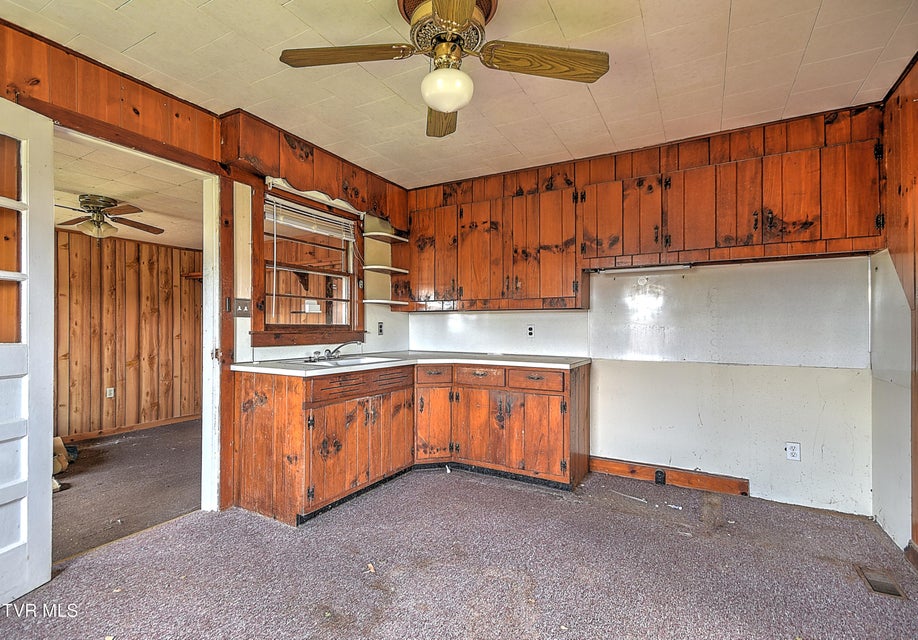 Photo #18: 2209 Jett Road