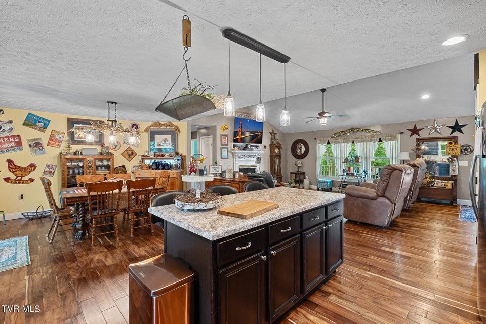 Photo #17: 335 Wisecarver Road