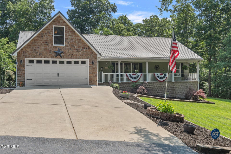 Photo #2: 335 Wisecarver Road