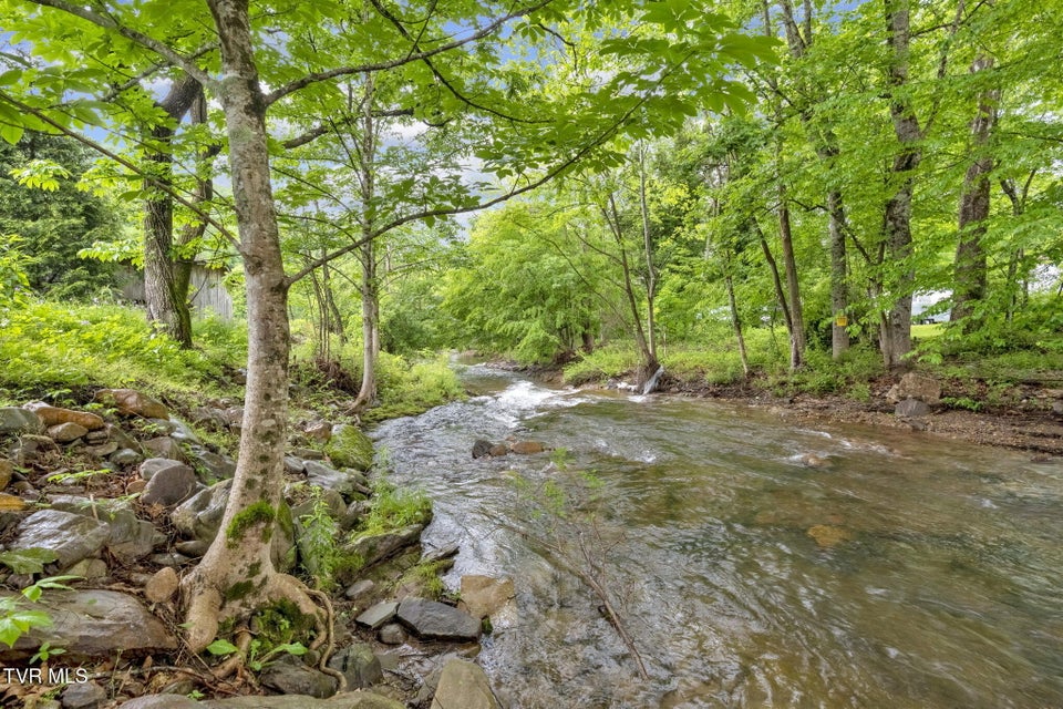 Photo #36: 20414 Azen Road