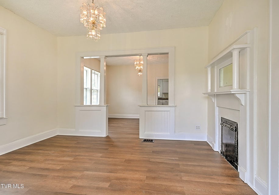 Photo #8: 908 Afton Street