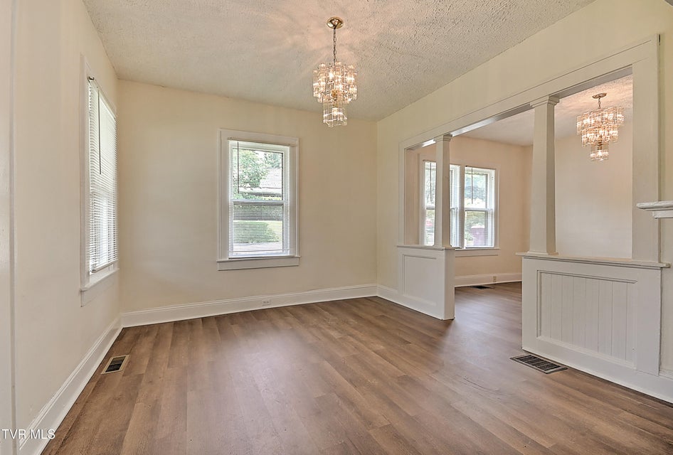 Photo #10: 908 Afton Street