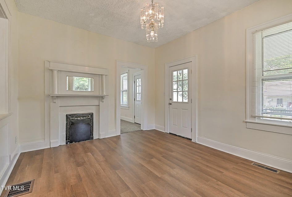 Photo #12: 908 Afton Street