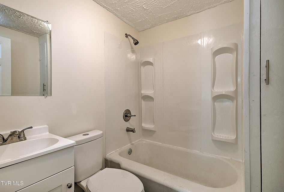 Photo #19: 908 Afton Street