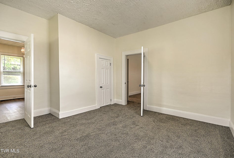 Photo #27: 908 Afton Street