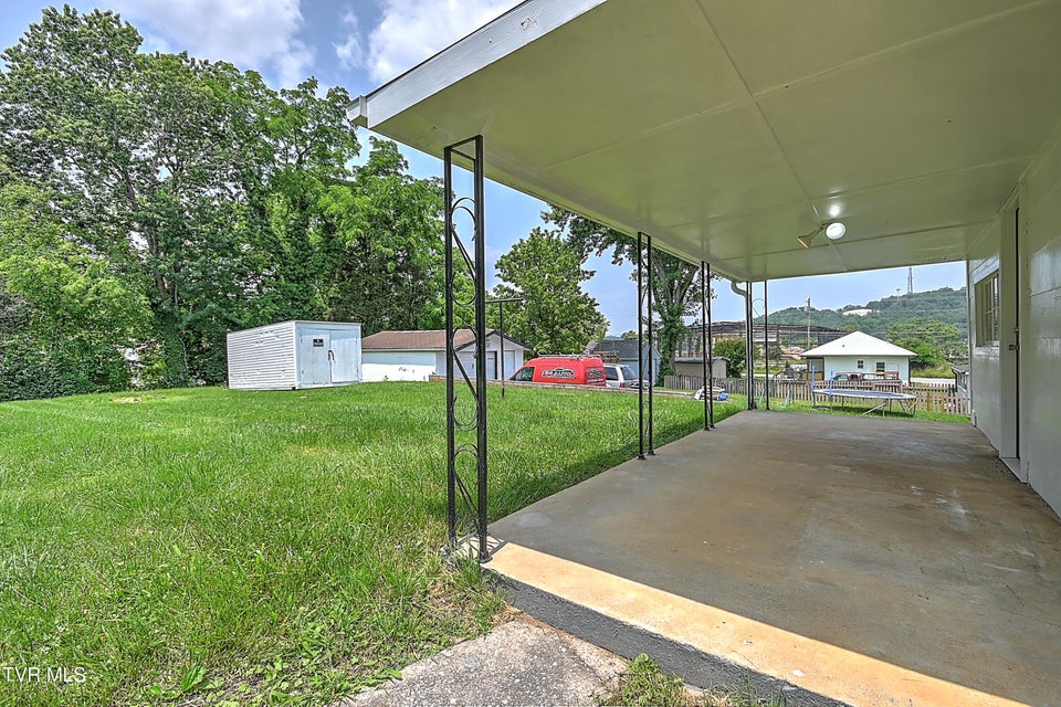 Photo #29: 908 Afton Street