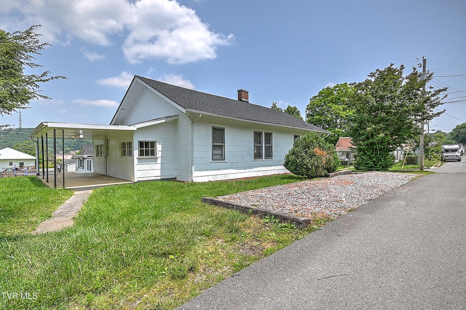 Photo #34: 908 Afton Street
