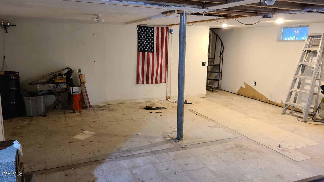 Photo #19: 1315 Lowe Street