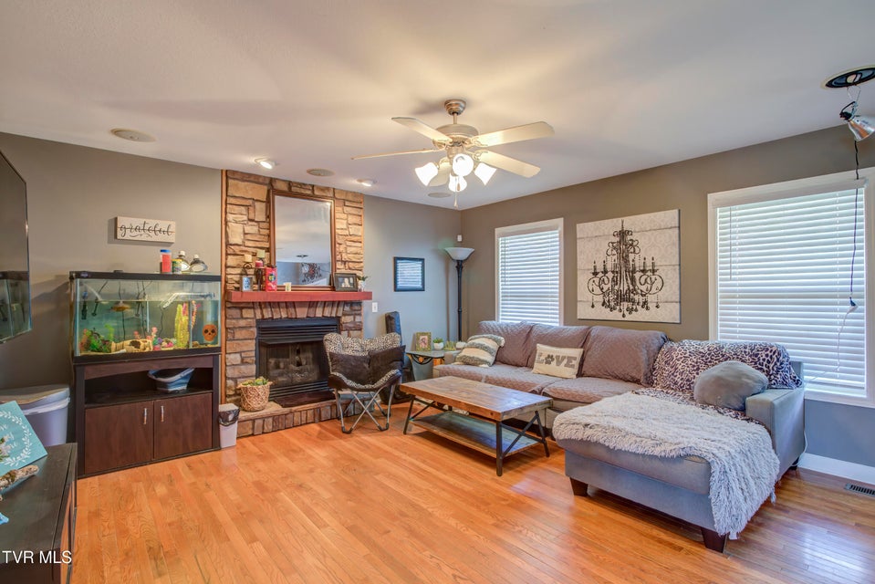 Photo #13: 1032 Austin Ridge Court