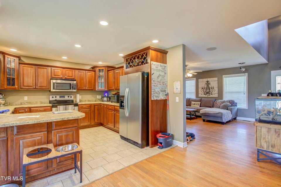 Photo #16: 1032 Austin Ridge Court