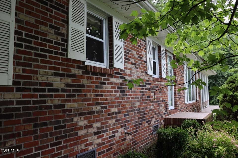 Photo #8: 501 King Street