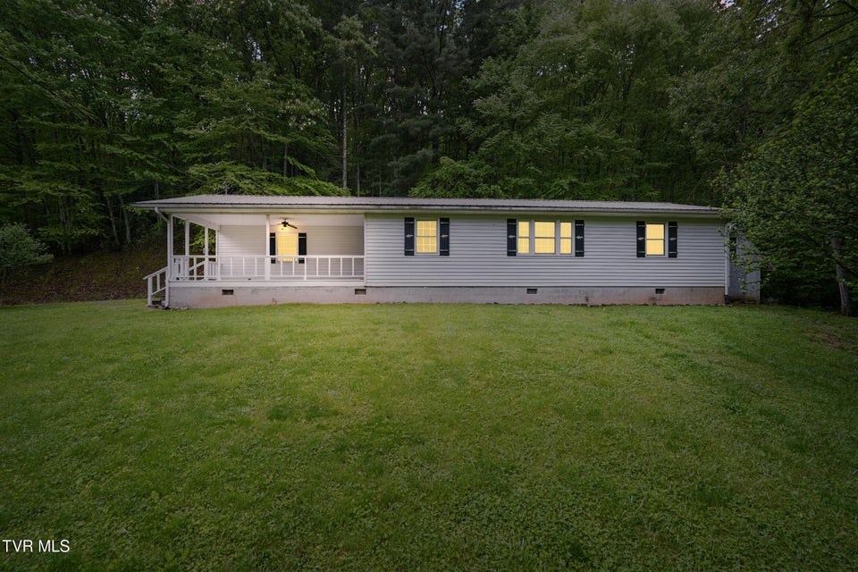 Photo #19: 430 Arrowhead Road