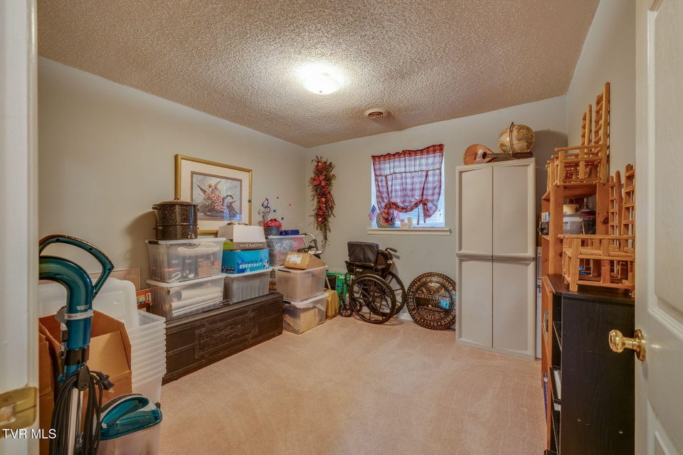 Photo #32: 609 Scioto Road