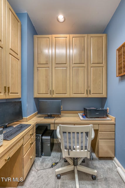 Photo #44: 1009 Gloucester Court