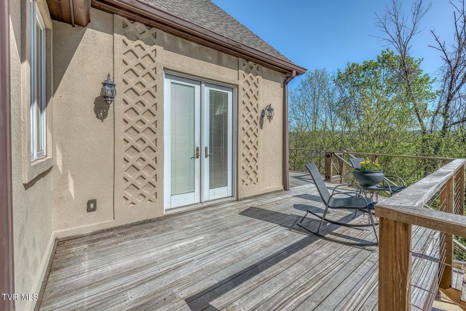Photo #81: 1009 Gloucester Court