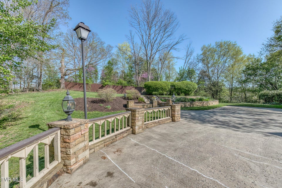 Photo #95: 1009 Gloucester Court