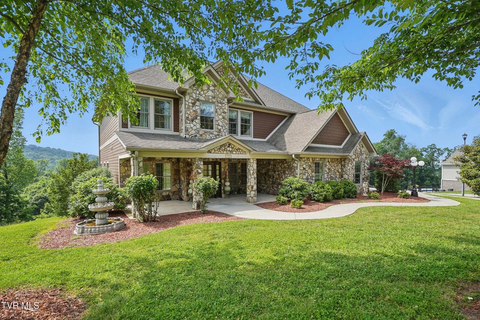 Photo #8: 346 Golf Ridge Drive