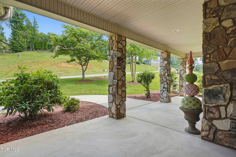Photo #9: 346 Golf Ridge Drive