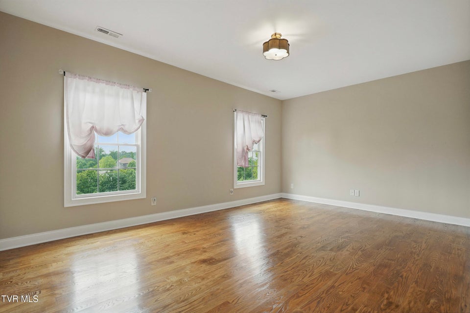 Photo #26: 346 Golf Ridge Drive