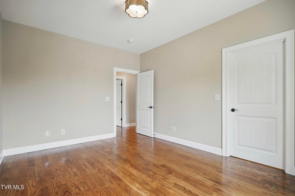 Photo #31: 346 Golf Ridge Drive