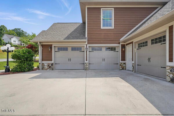 Photo #63: 346 Golf Ridge Drive