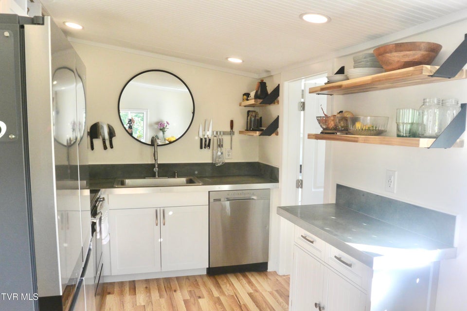 Photo #13: 1701 Daytona Court