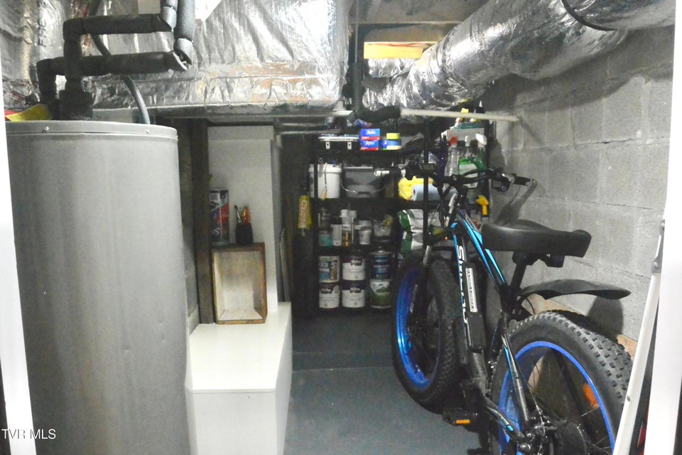 Photo #42: 1701 Daytona Court