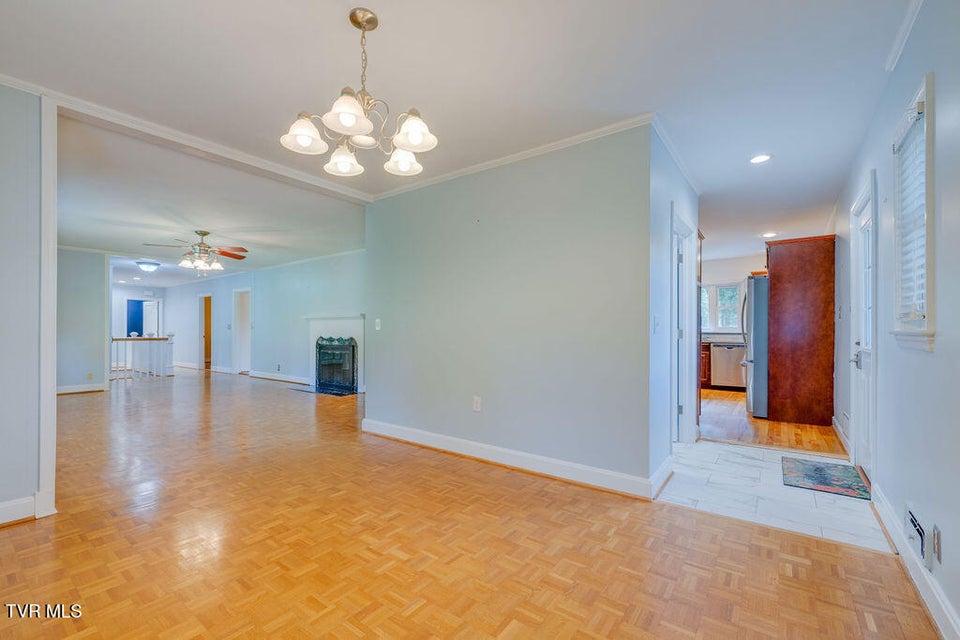 Photo #13: 506 10th Avenue