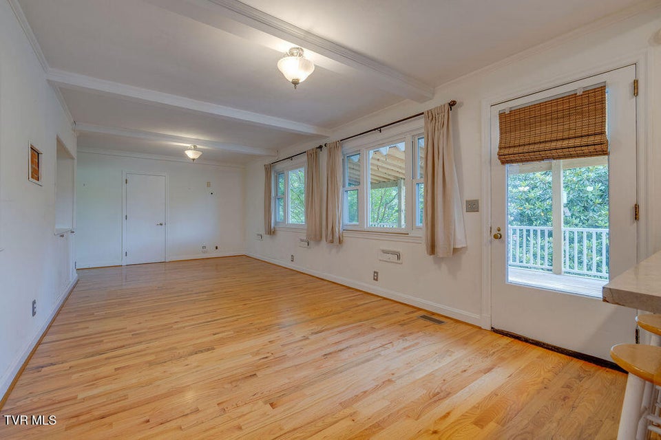 Photo #17: 506 10th Avenue