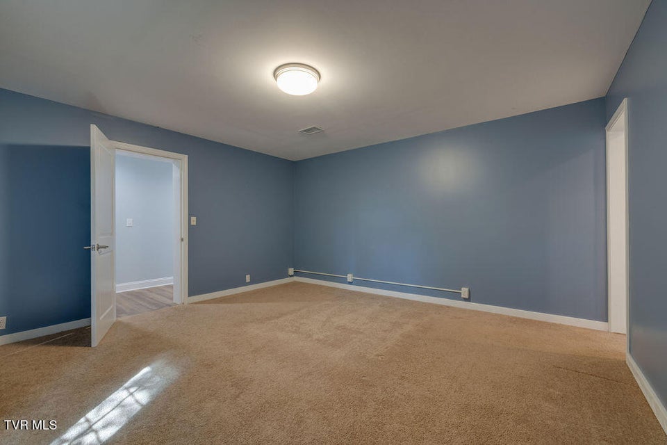Photo #34: 506 10th Avenue