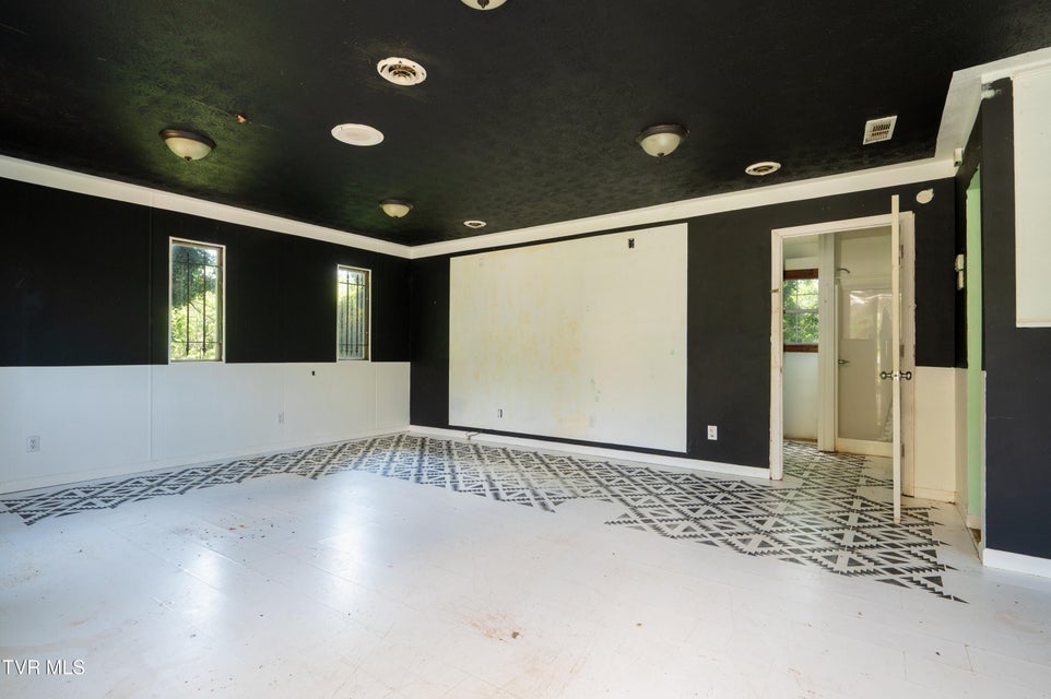 Photo #8: 1136 Wilcox Drive