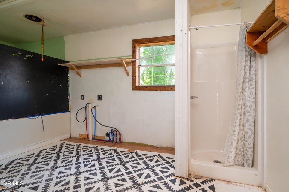 Photo #13: 1136 Wilcox Drive