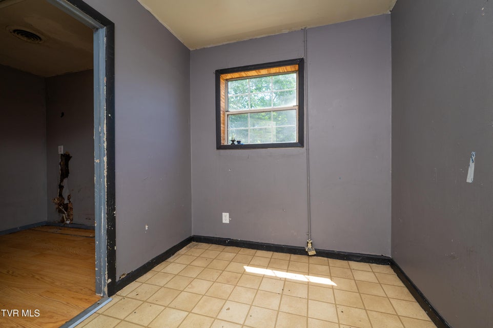 Photo #17: 1136 Wilcox Drive