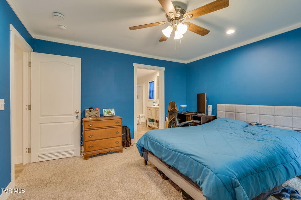 Photo #13: 2533 Sullivan Gardens Parkway