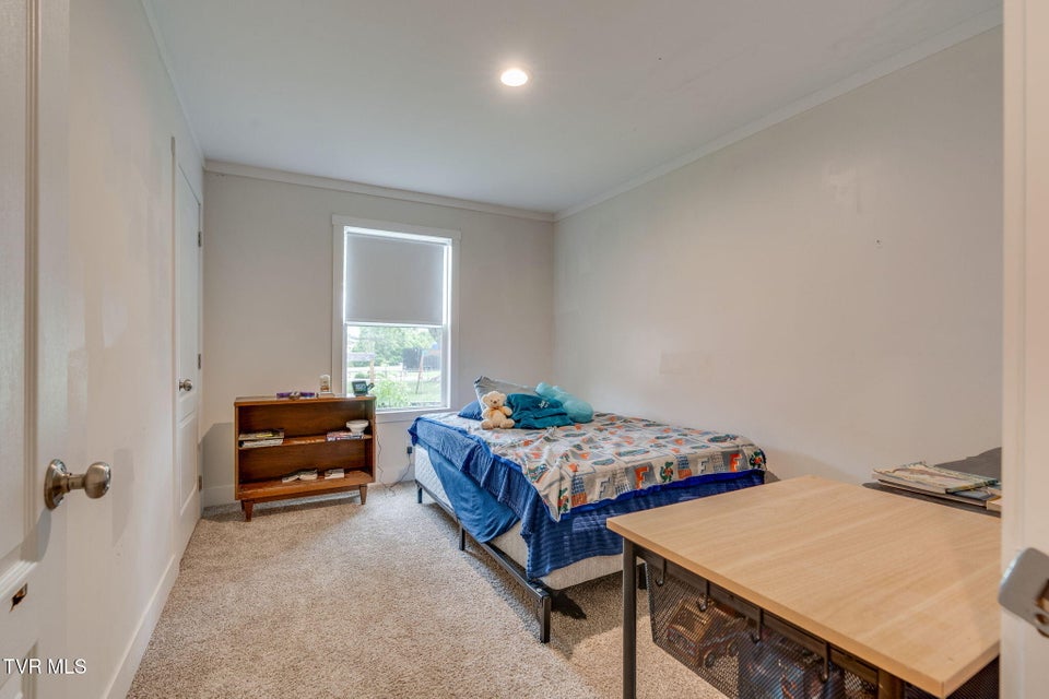 Photo #16: 2533 Sullivan Gardens Parkway