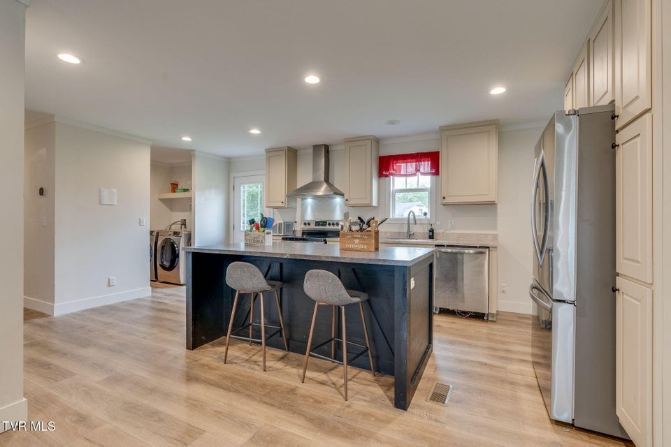 Photo #8: 2533 Sullivan Gardens Parkway