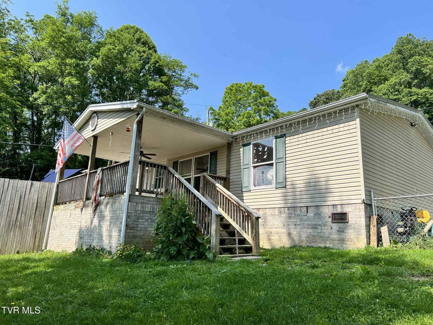 Photo #2: 692 Hamner Avenue
