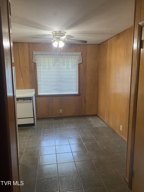Photo #12: 333 Broyles Avenue