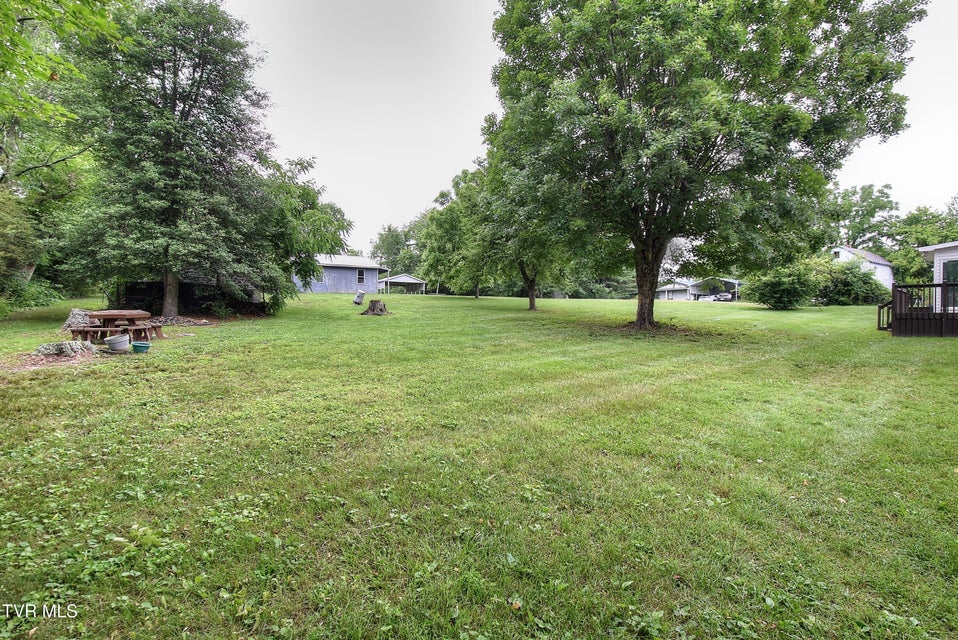 Photo #40: 512 Old Airport Road